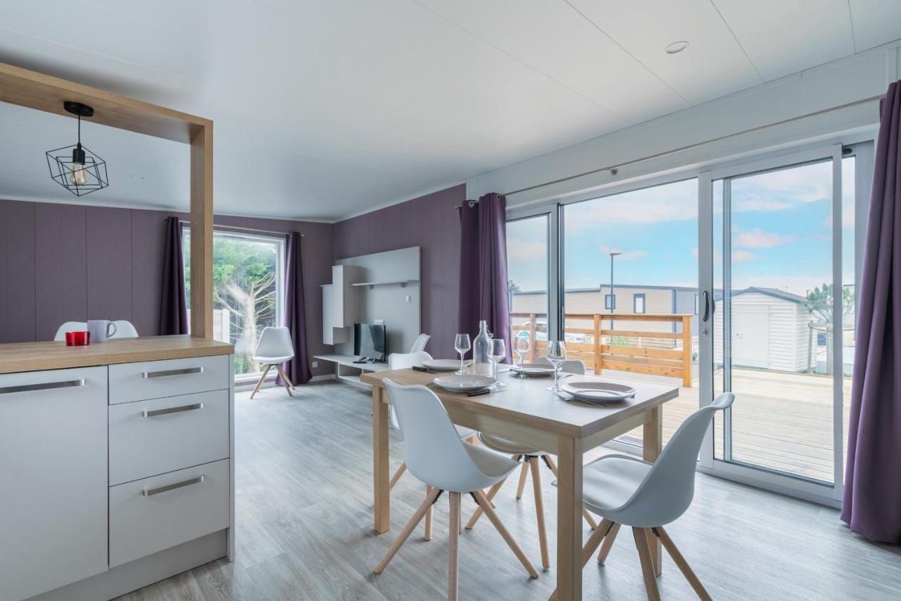 Beau Chalet Pour 4 Pers - Acces Piscine Chauffee Бретіньоль-сюр-Мер Екстер'єр фото